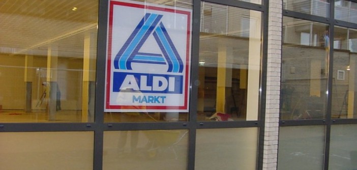 Renovatie aluminium kozijnen voor Aldi DSC03721-Custom-702x336 DSC03721-Custom-702x336 renovatie kozijnen Renovatie aluminium kozijnen voor Aldi DSC03721 Custom 702x336