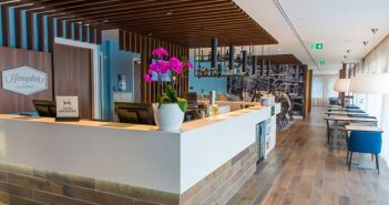 Bewegwijzering op maat voor luxe Hilton Hotel bewegwijzering_hilton_hampton_header-351x185 bewegwijzering_hilton_hampton_header-351x185 bewegwijzering_hilton_hampton_header-351x185 bewegwijzering_hilton_hampton_header-351x185 Bewegwijzering Hilton Hampton bewegwijzering Bewegwijzering op maat voor luxe Hilton Hotel bewegwijzering hilton hampton header 351x185 pol reclame Home Pol Reclame bewegwijzering hilton hampton header 351x185