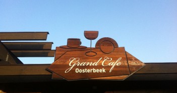 Woodsign Grand Café Oosterbeek woodsign_oosterbeek_1-351x185 woodsign_oosterbeek_1-351x185 woodsign Woodsign Grand Café Oosterbeek woodsign oosterbeek 1 351x185